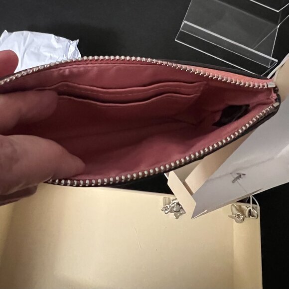 COACH | Boxed Corner Wristlet | Pink | With Daisy Print | NWT| Style #3218 - Picture 7 of 7